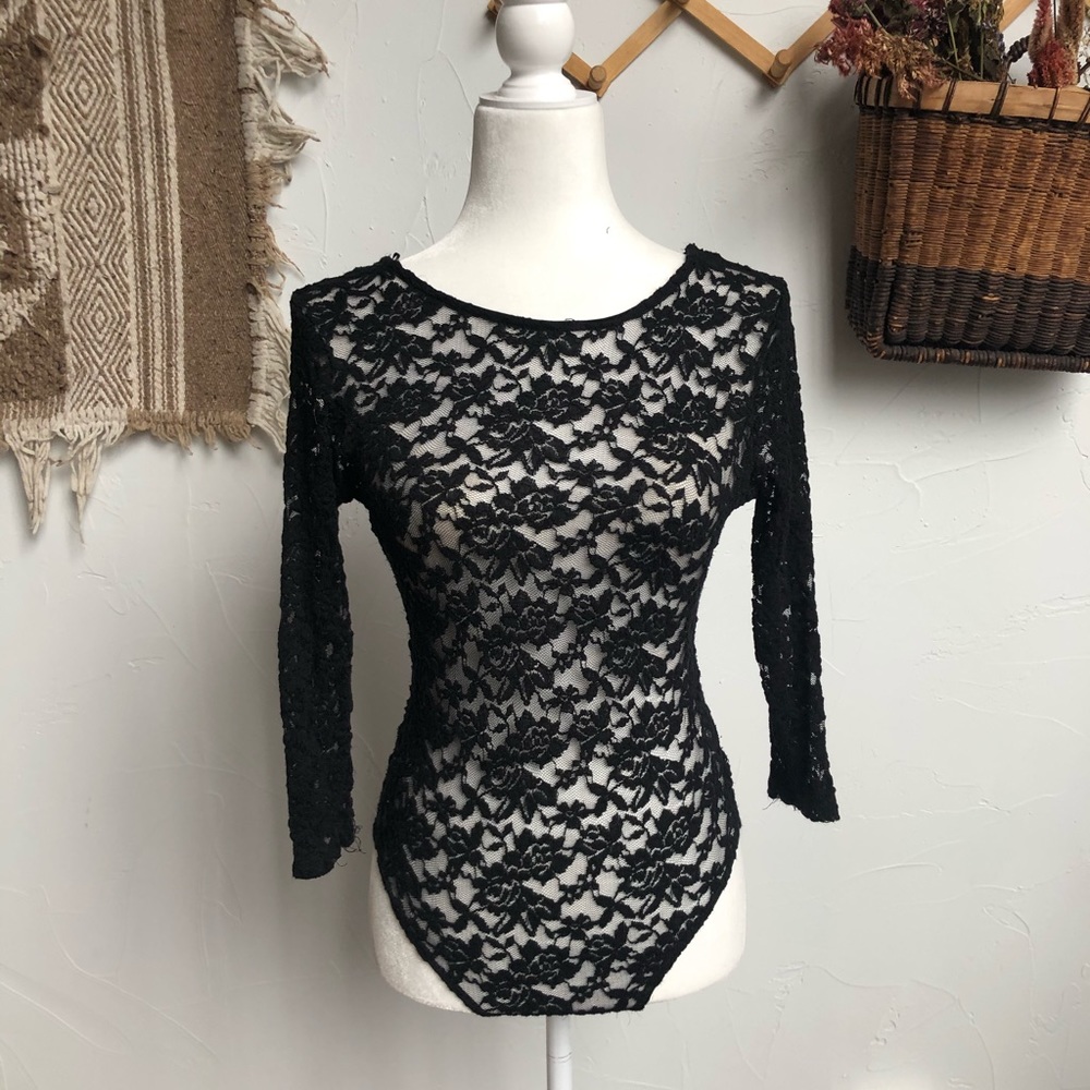 🌻Black Lace Bodysuit